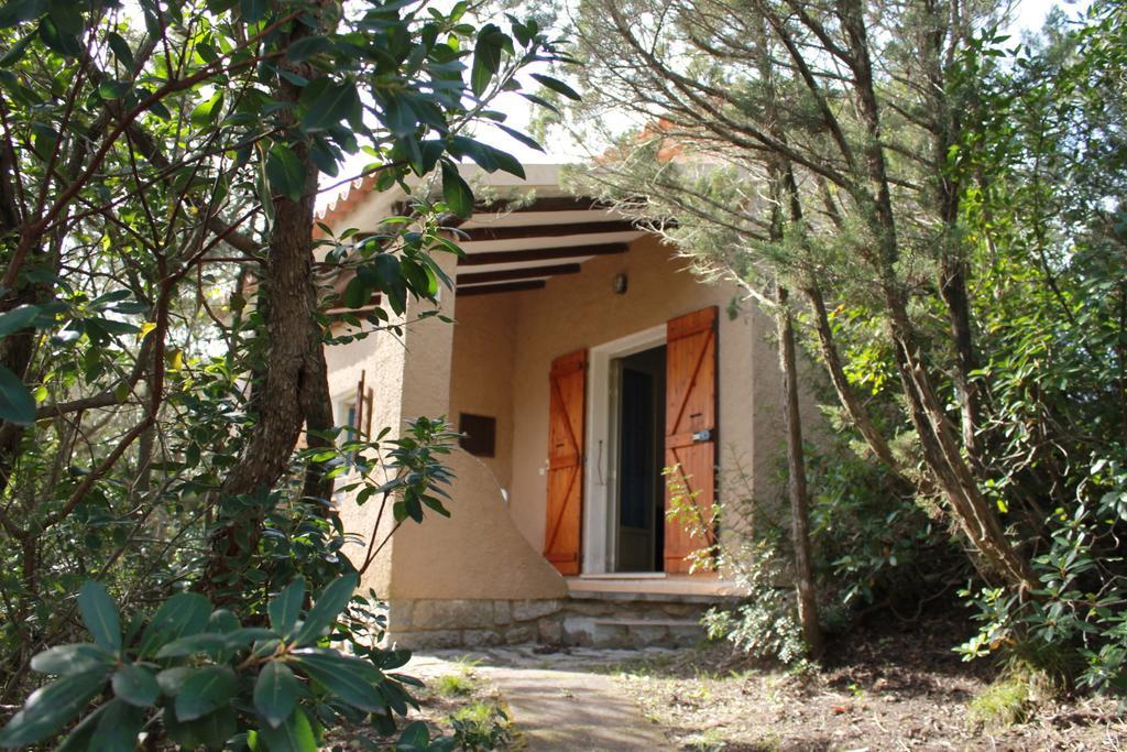 Rena Garden Apartments Santa Teresa Gallura Zimmer foto