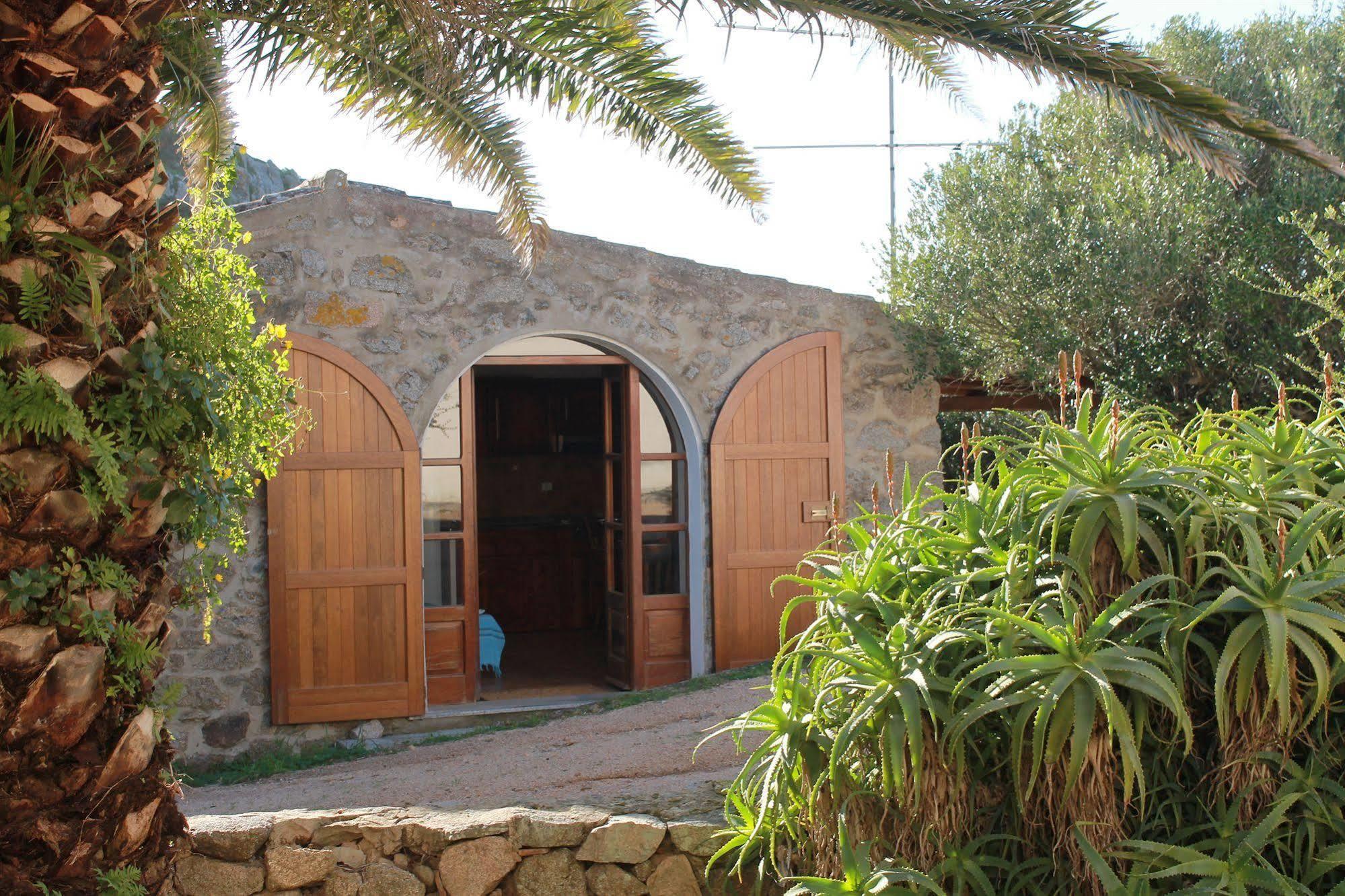 Rena Garden Apartments Santa Teresa Gallura Exterior foto